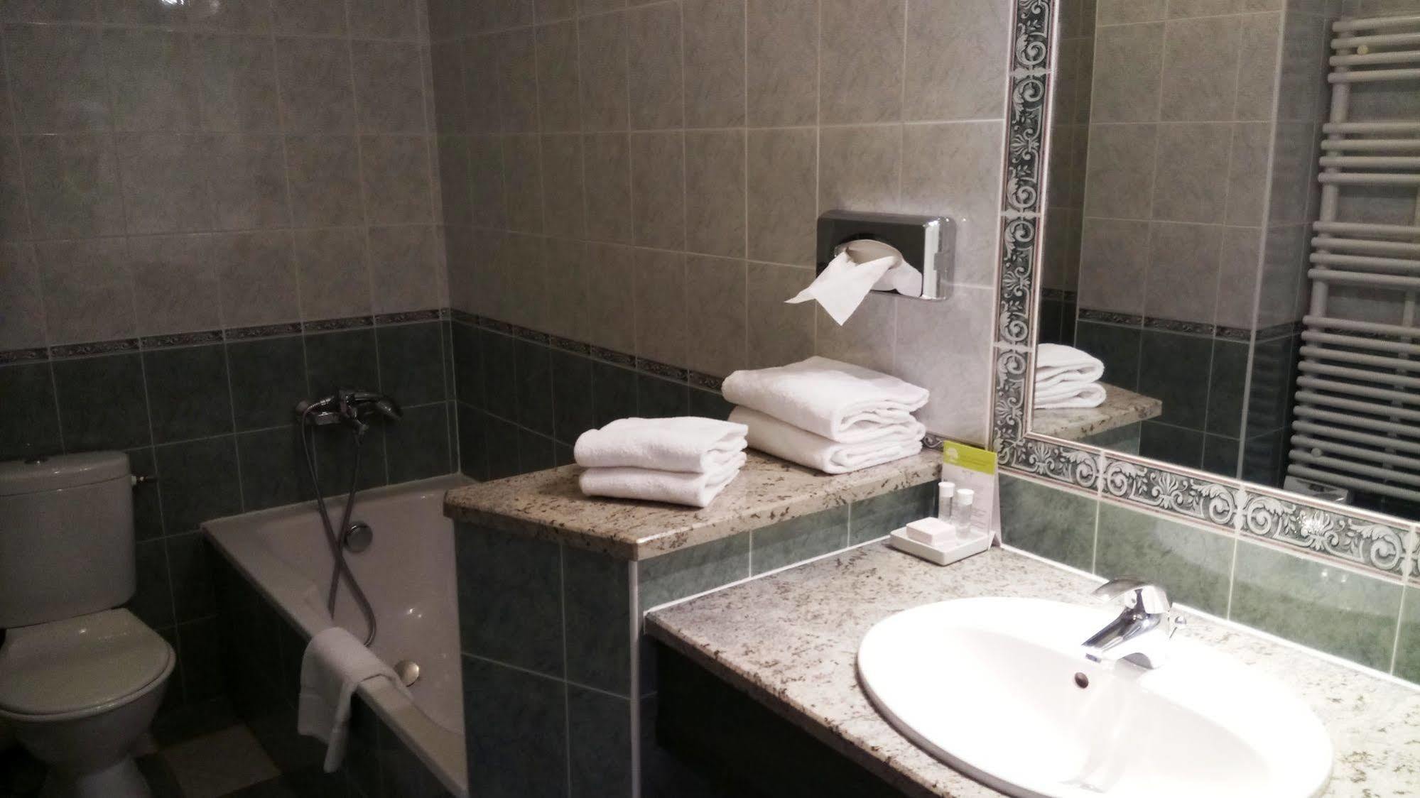 Hotel Restaurant Atrachjata Aléria Zewnętrze zdjęcie